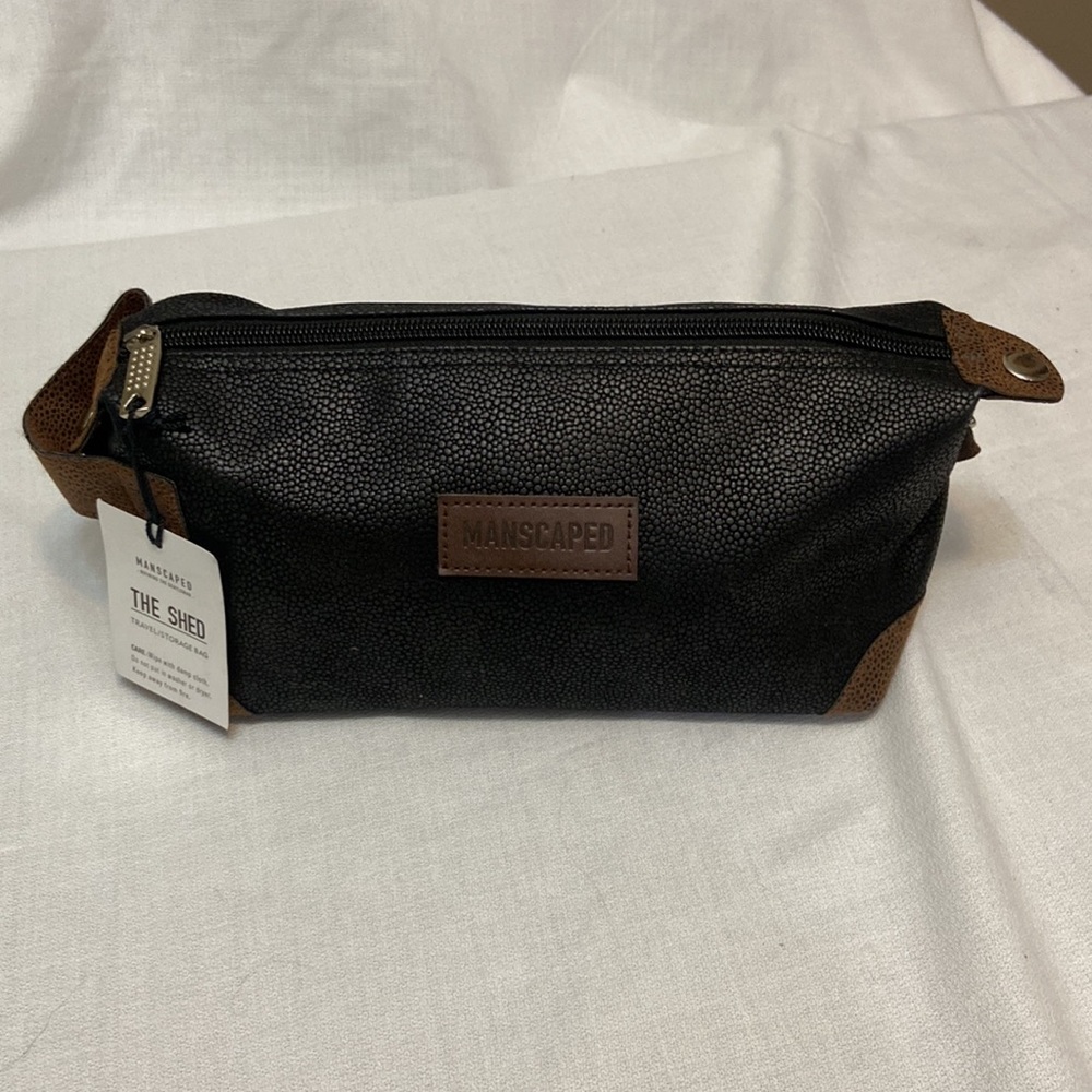 Manscaped Travel Toiletry Dopp Kit Bag - Interior Slip & Zipper Pockets - NWT